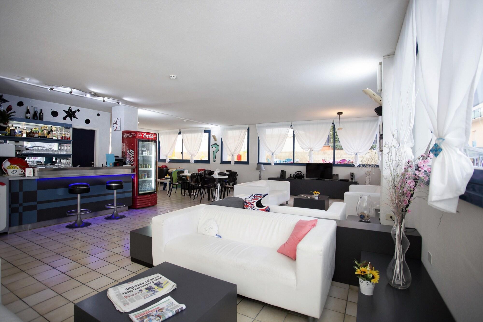 Hotel Sahib Cattolica Kültér fotó